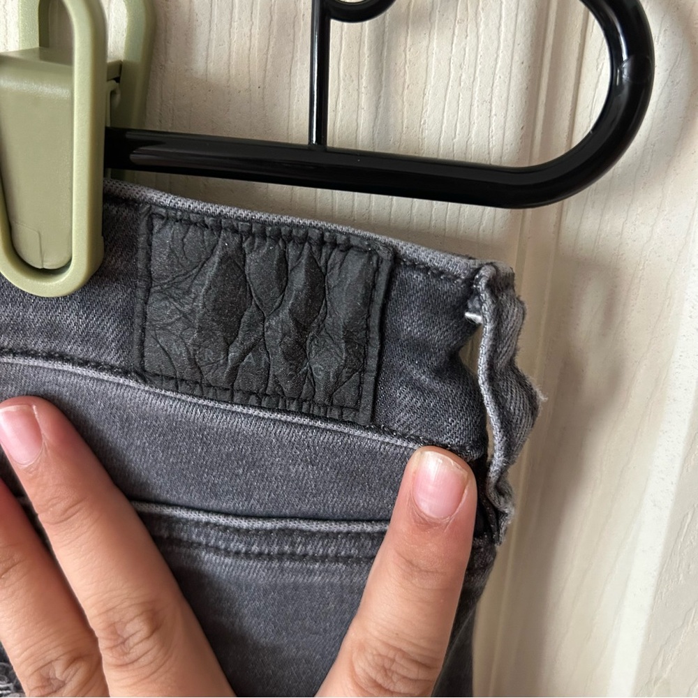 American eagle distressed gray jeans - Picture 4 of 7